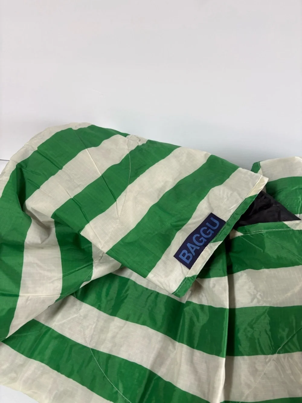 NWOT BAGGU Puffy Picnic Blanket-  Green Painted Stripe pattern